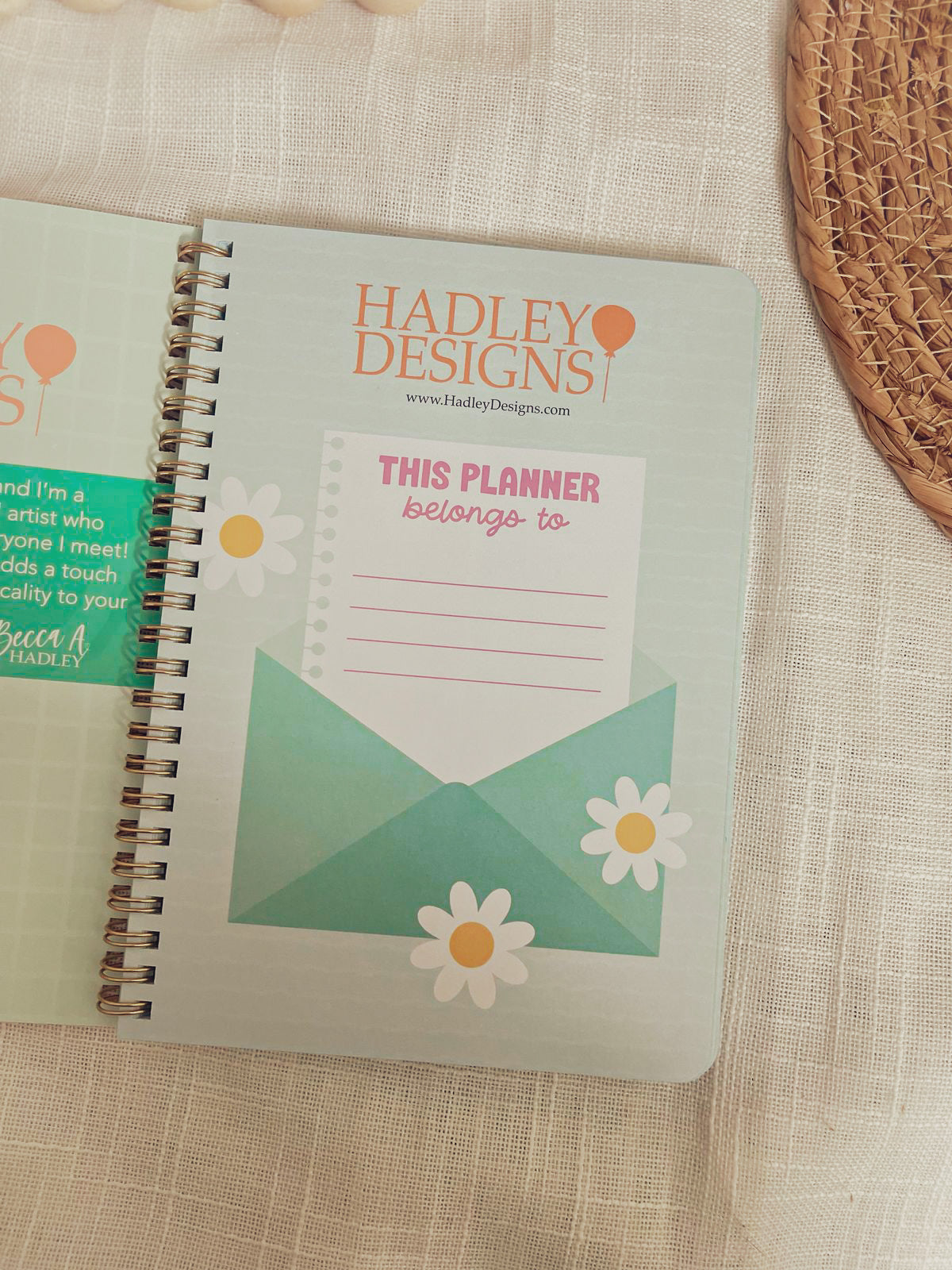 Undated Daily Planner Notebook with Hourly Schedule, To-Do List & Gratitude Section