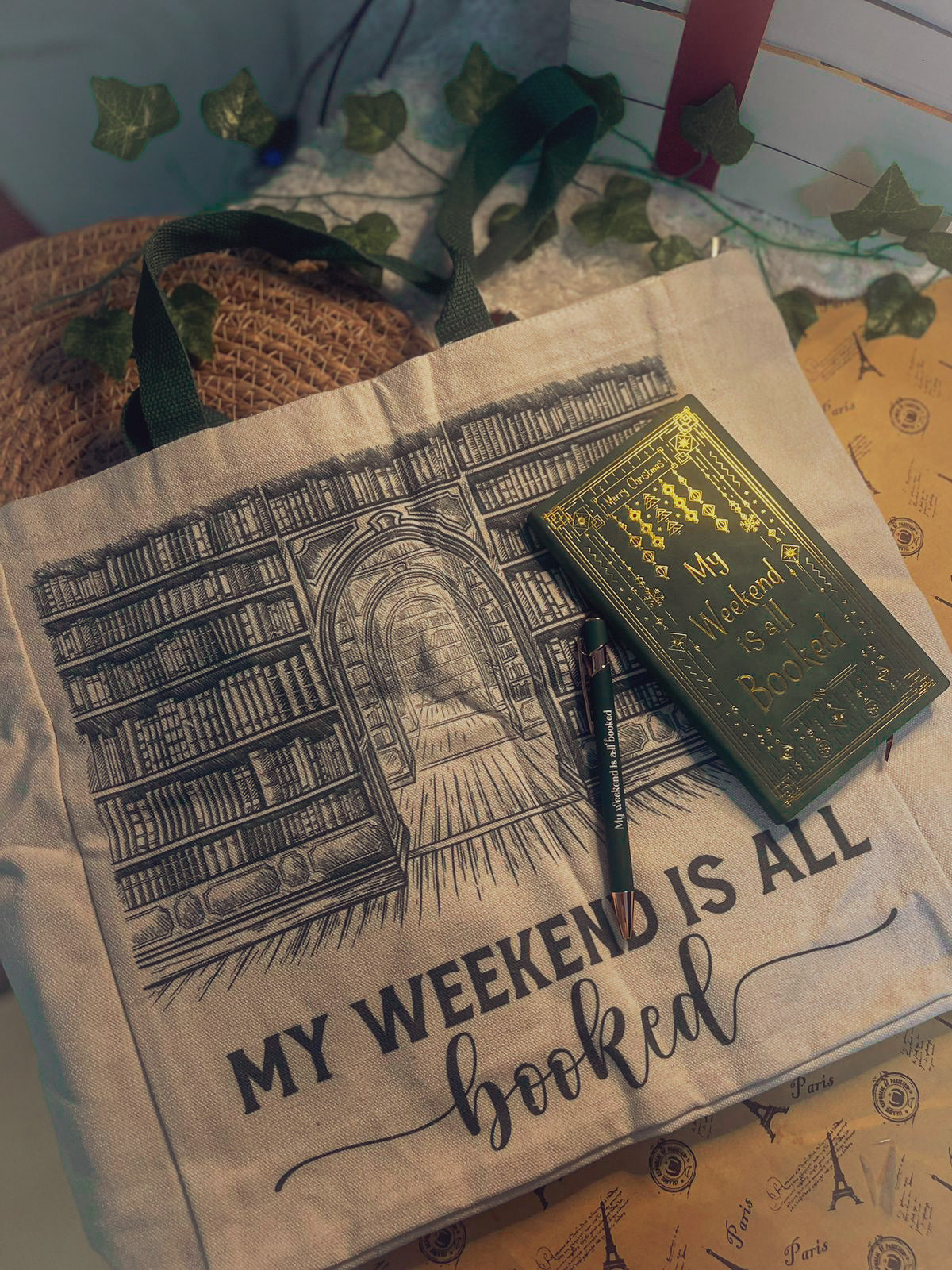 Book Lover Package (Tote bag+Notebook+Pen)