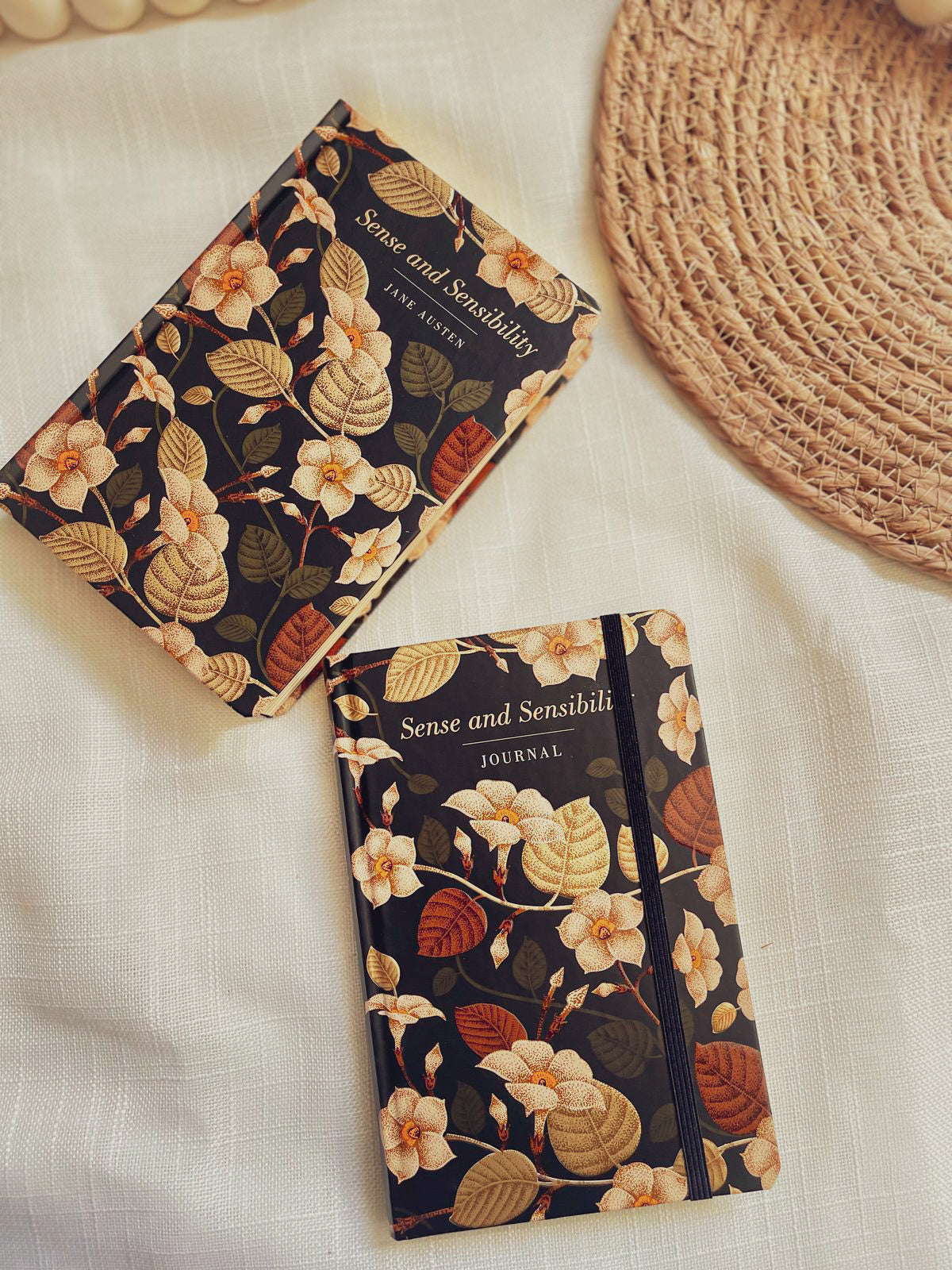 Sense and Sensibility - Lined Journal & Novel | Jane Austen (Gifts)
