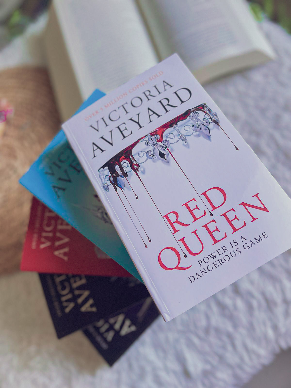 The Red Queen Collection Series Books 1 - 5