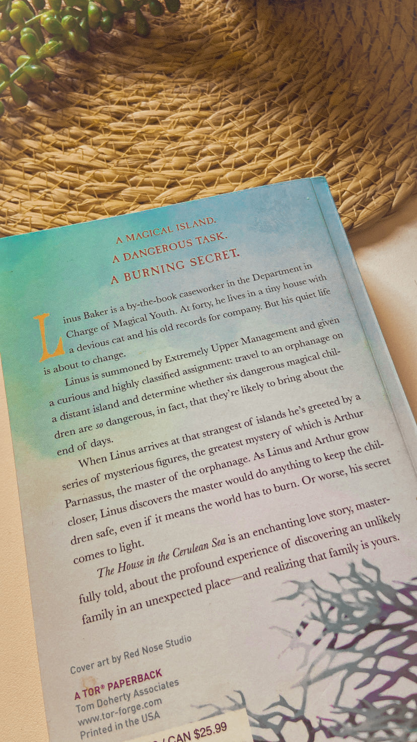 The House in the Cerulean Sea (Cerulean Chronicles Book 1)