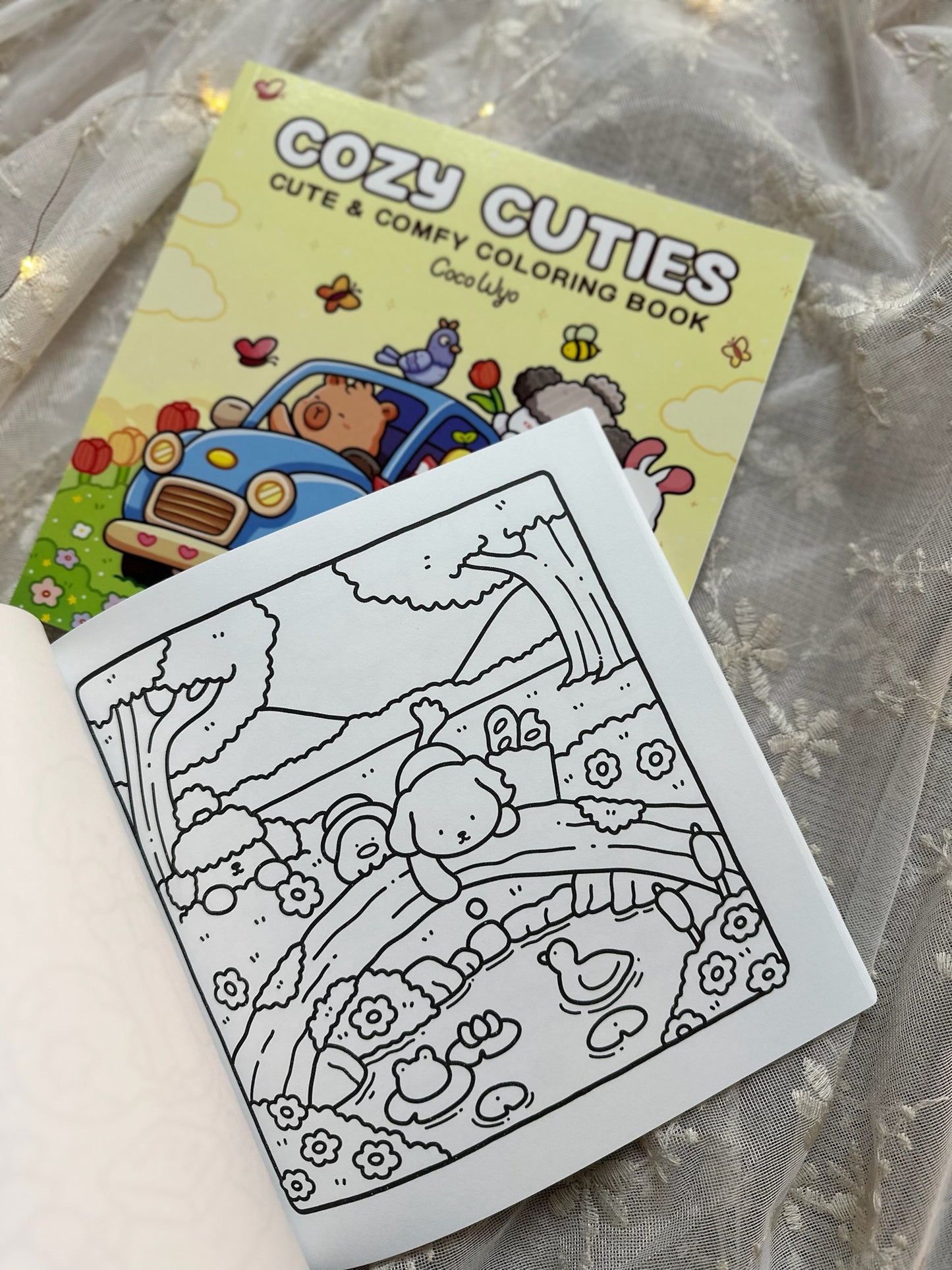 Cozy Cuties: Coloring Book for Adults and Kids (Cozy Spaces Coloring)