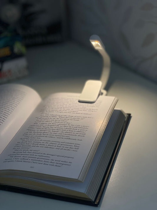 Reading light for books