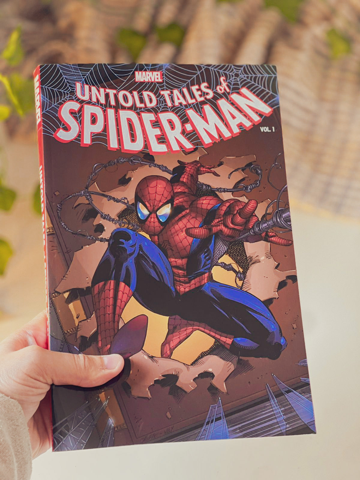 UNTOLD TALES OF SPIDERMAN: THE COMPLETE COLLECTION