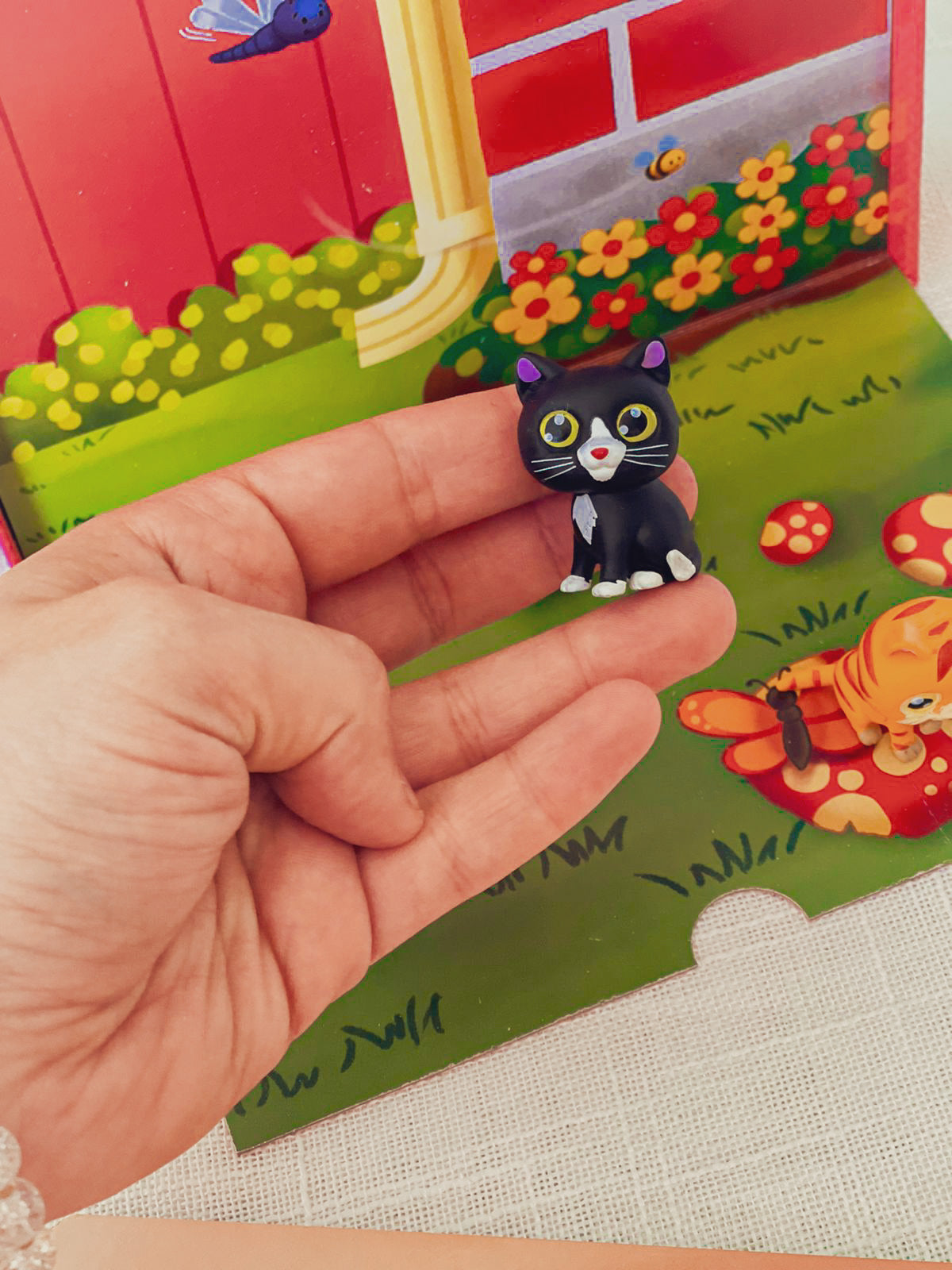 Adorable Kittens | Busy Books