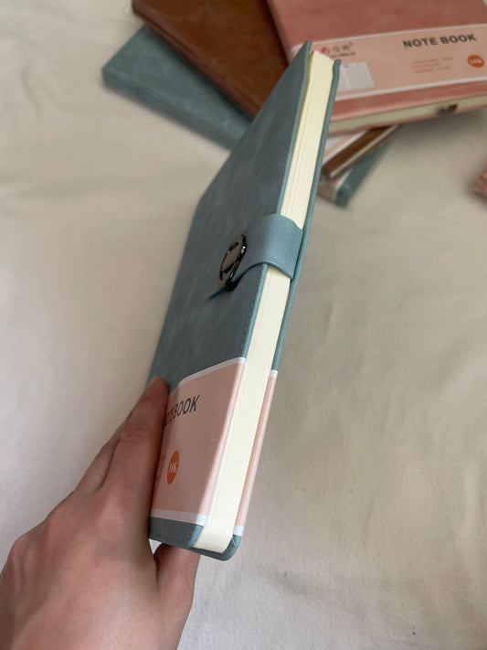 Classic PU Leather Journal – Magnetic Clip، Ruled and dated