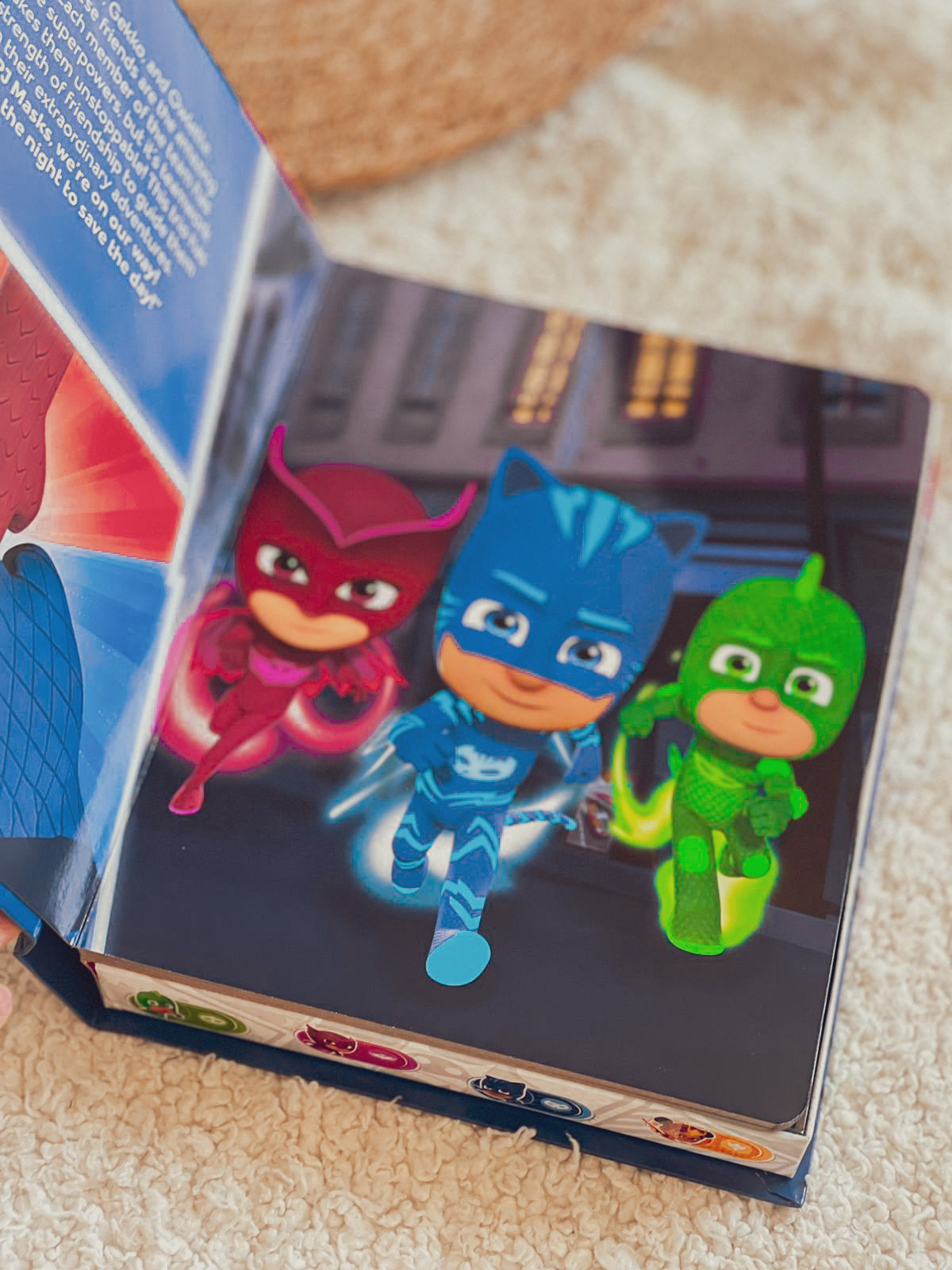 PJ masks Book with Toys & Playing Mat