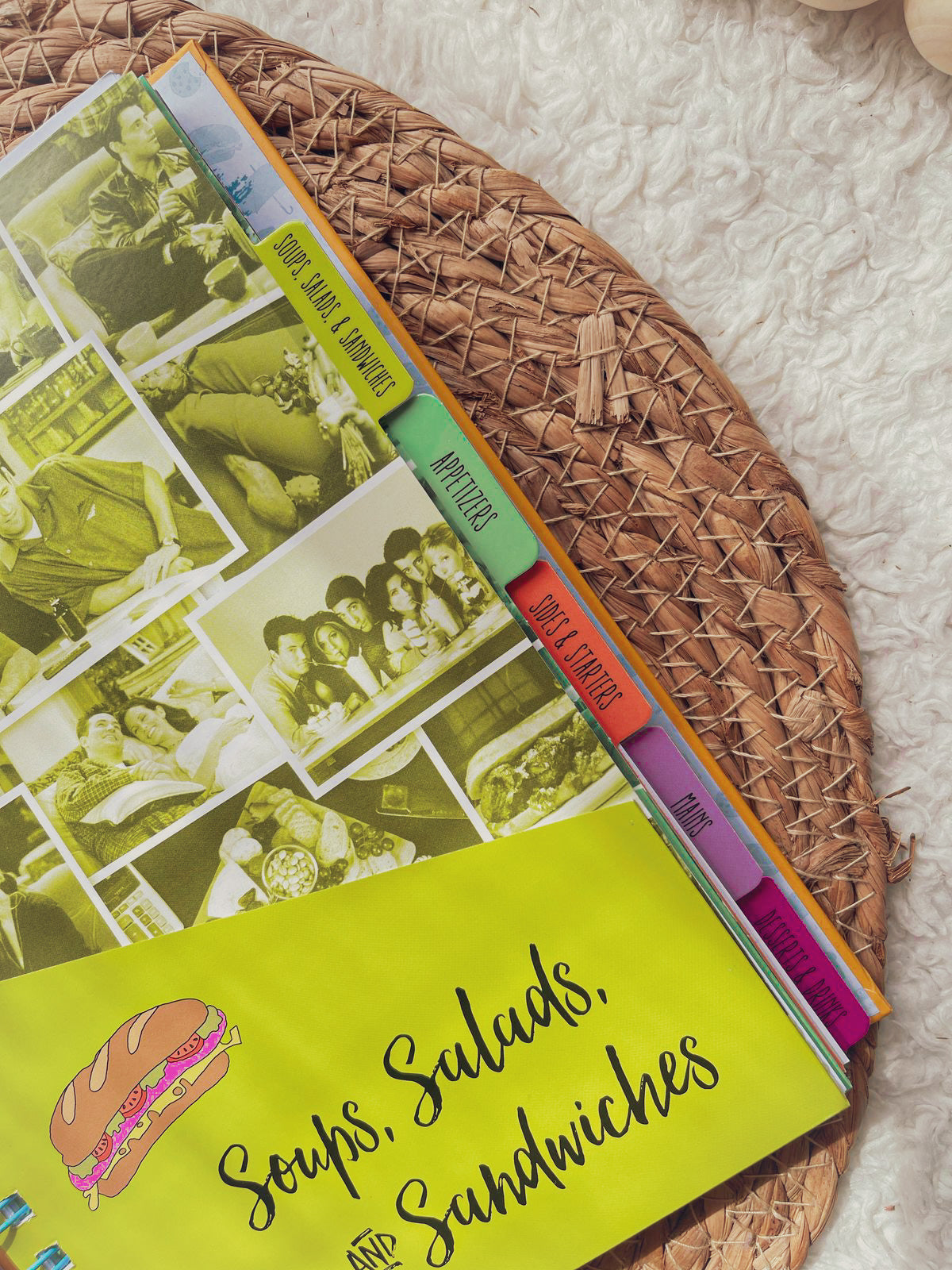 Friends: The Official Recipe Journal: The One With All Your Friends' Recipes