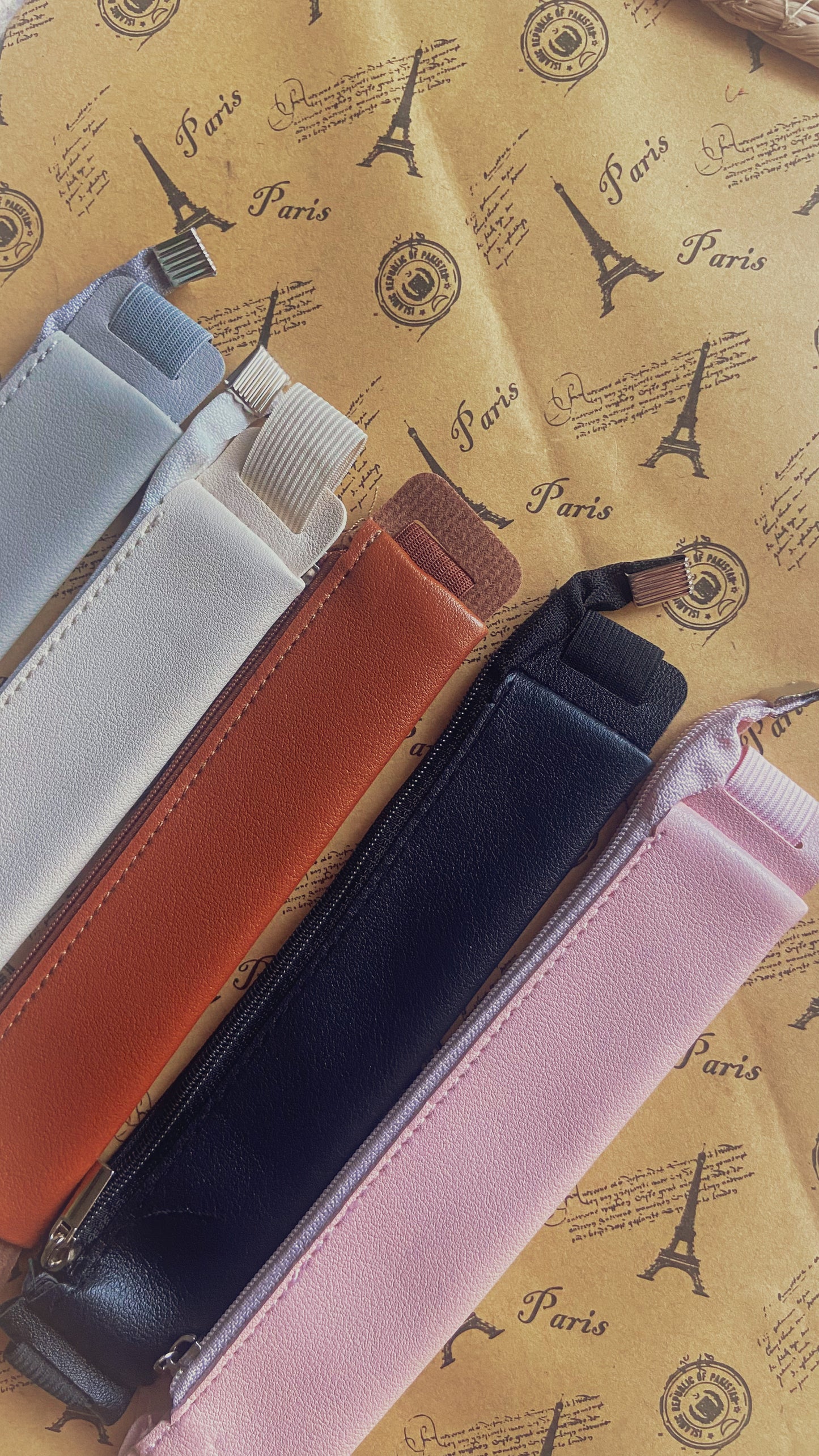 Elastic Band Pen Holder