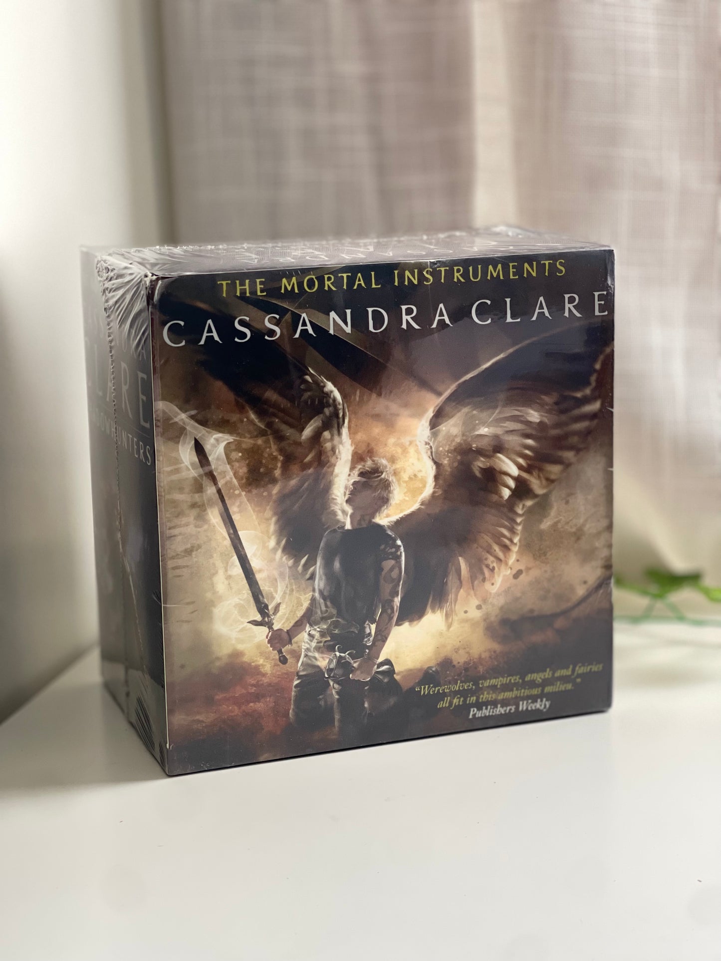 The Mortal Instruments: A Shadowhunters Collection 6 Books Set