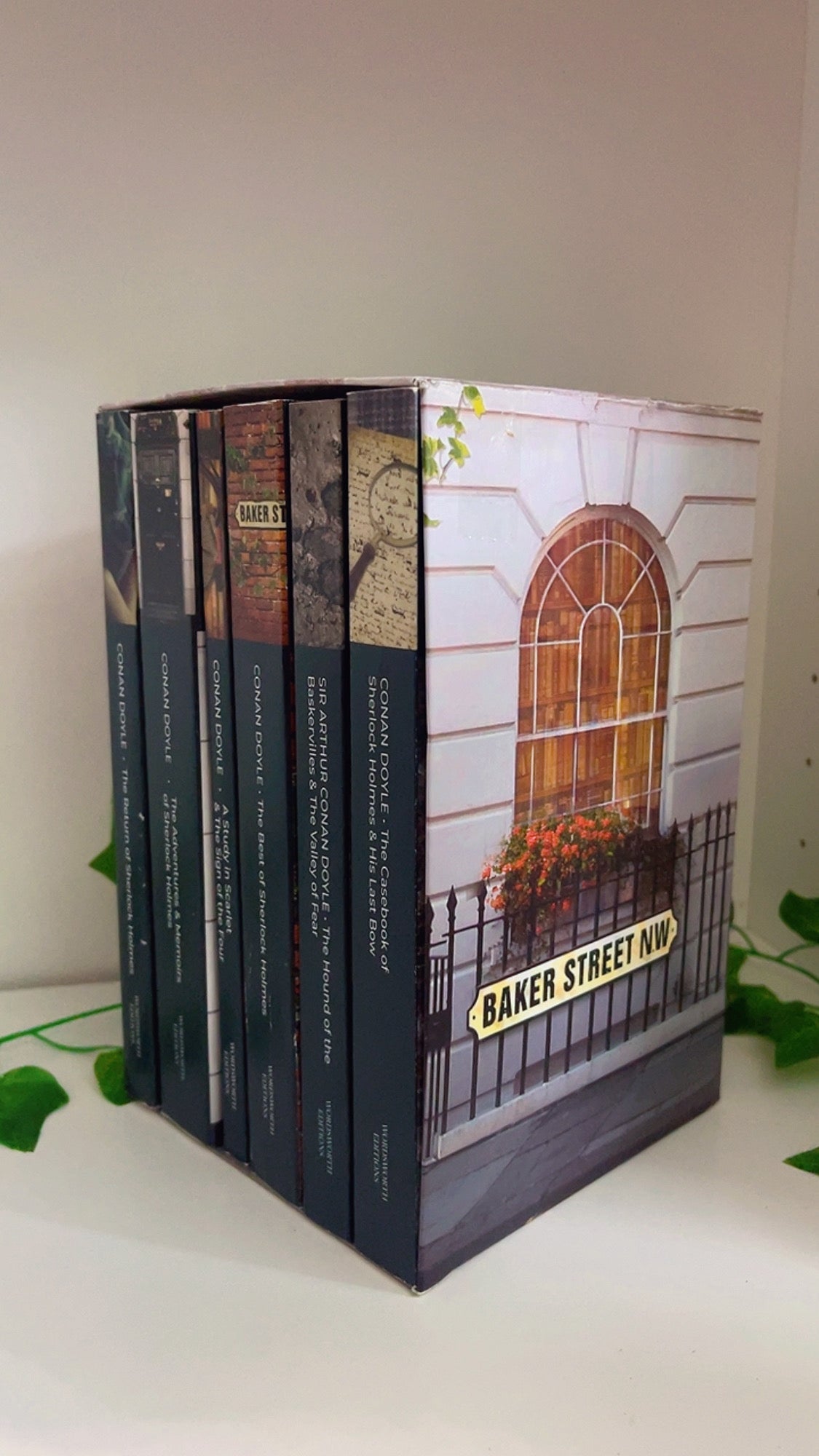 The Complete Illustrated Sherlock Holmes