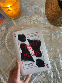 Queen of Hearts: A Dark YA Political Thriller – The Origin Story of Wonderland's Infamous Villain