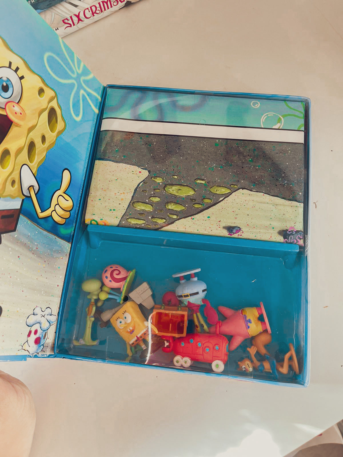 Sponge Pop Book with Toys & Playing Mat