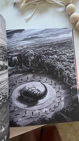 The Hunger Games: Illustrated Edition
