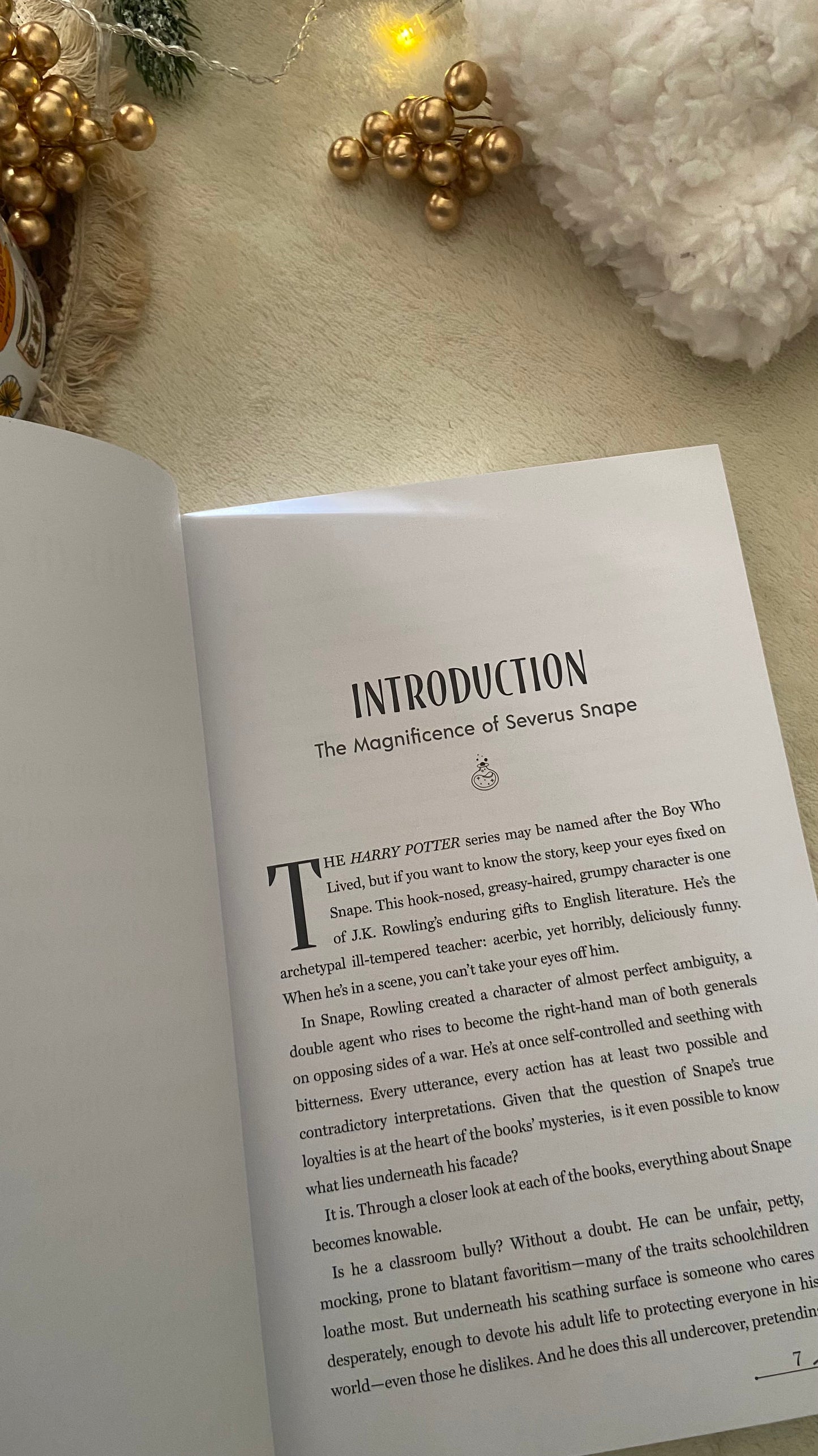 Snape: The definitive analysis of Hogwarts's mysterious potions master ( Harry Potter Character Series)| Hardcover