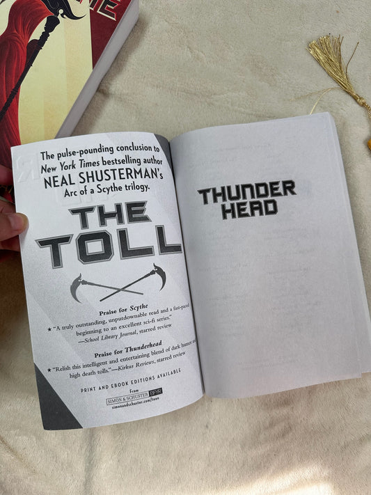 Thunderhead (Arc of a Scythe) | Book 2