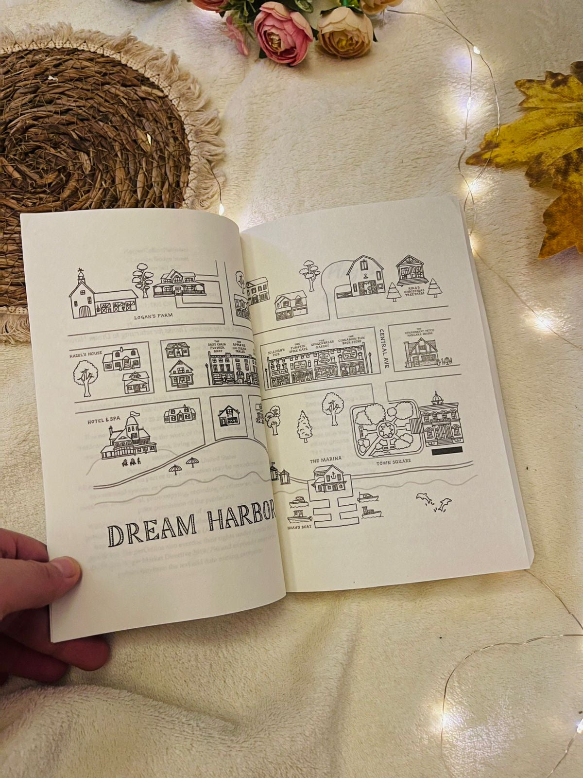 The Cinnamon Bun Book Store: The viral TikTok cozy fall romance