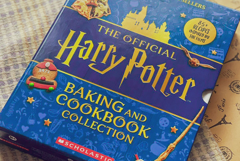 Harry Potter Baking and Cookbook Set, 2 books