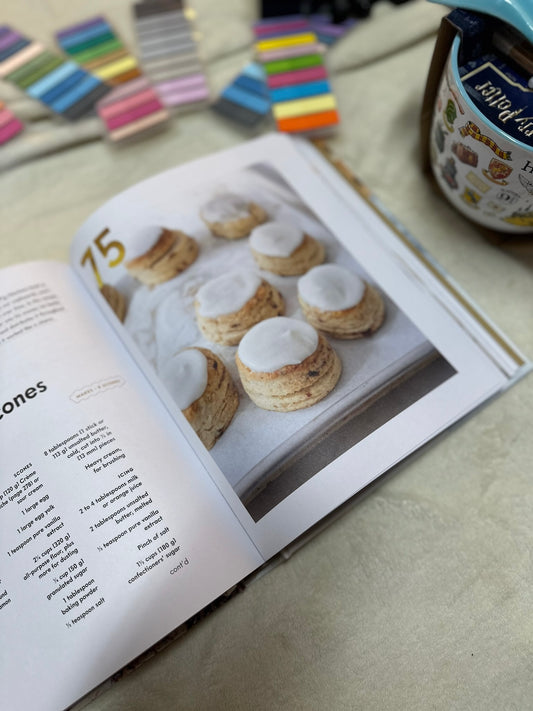 100 Afternoon Sweets: With Snacking Cakes, Brownies, Blondies, and More (100 Baking Recipes for Every Kitchen)