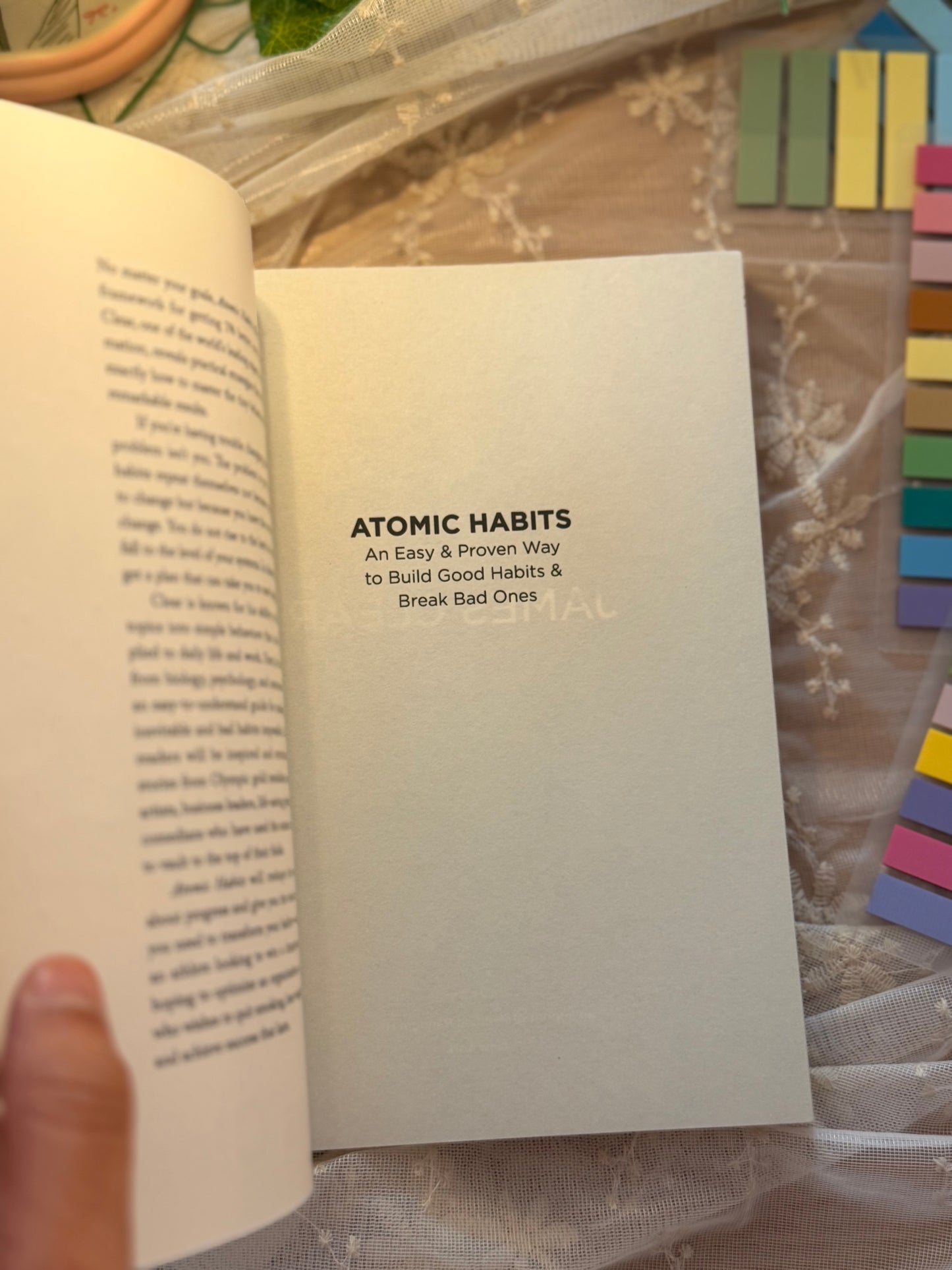 Atomic Habits: An Easy & Proven Way to Build Good Habits & Break Bad Ones