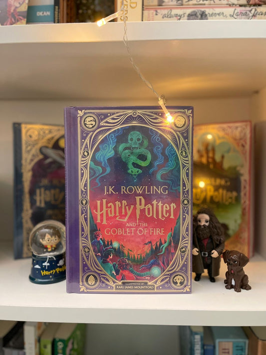 Harry Potter and the Goblet of Fire (Harry Potter, Book 4) (Pop up and Interactive Illustrated Edition)