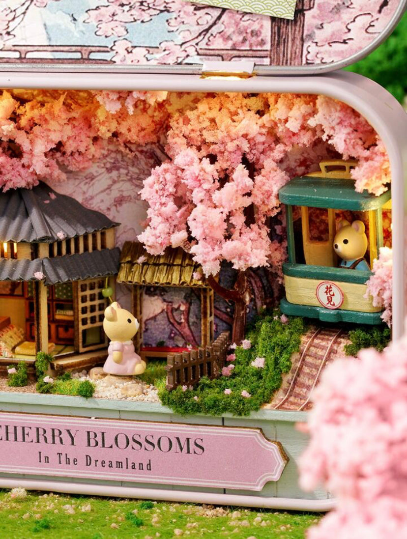 Cute Theatre Doll House