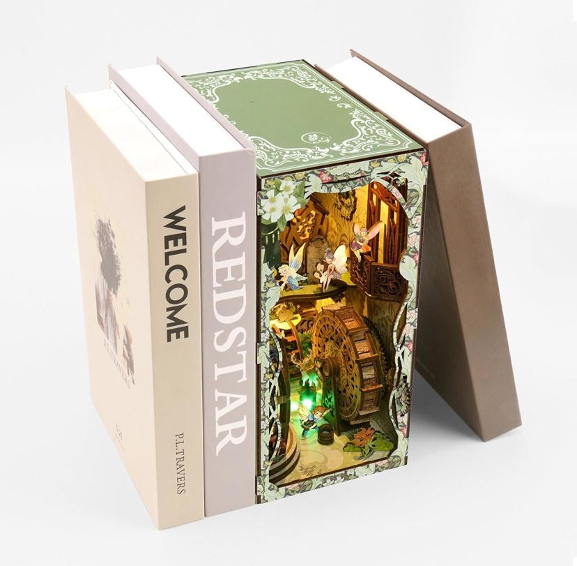 Secret World of The Forest Booknook