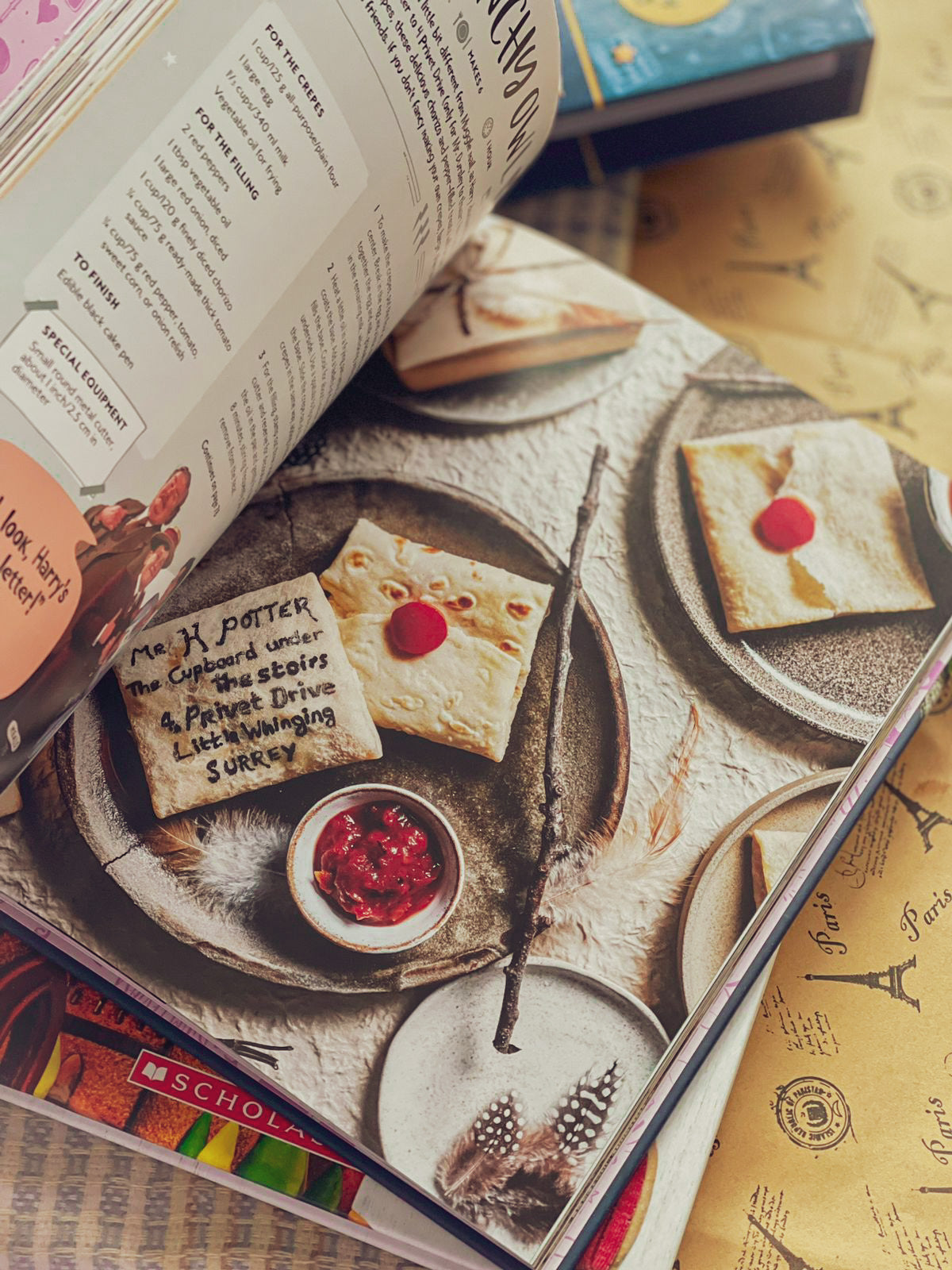 Harry Potter Baking and Cookbook Set, 2 books