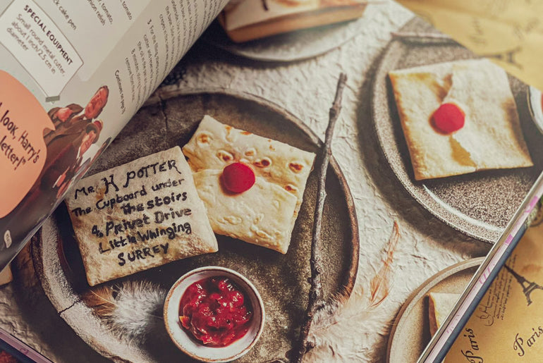 Harry Potter Baking and Cookbook Set, 2 books