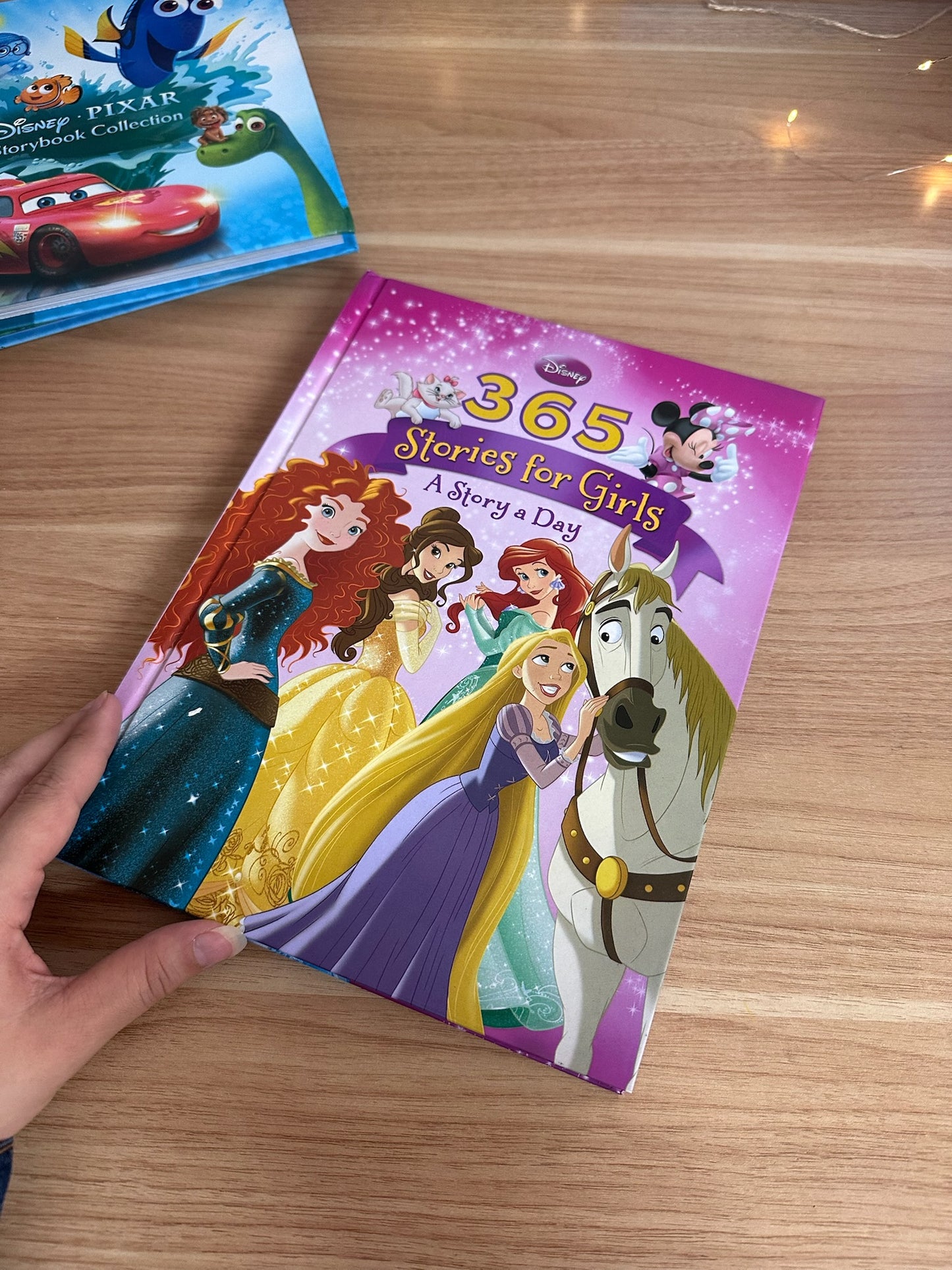 Disney 365 stories for girls a story a day