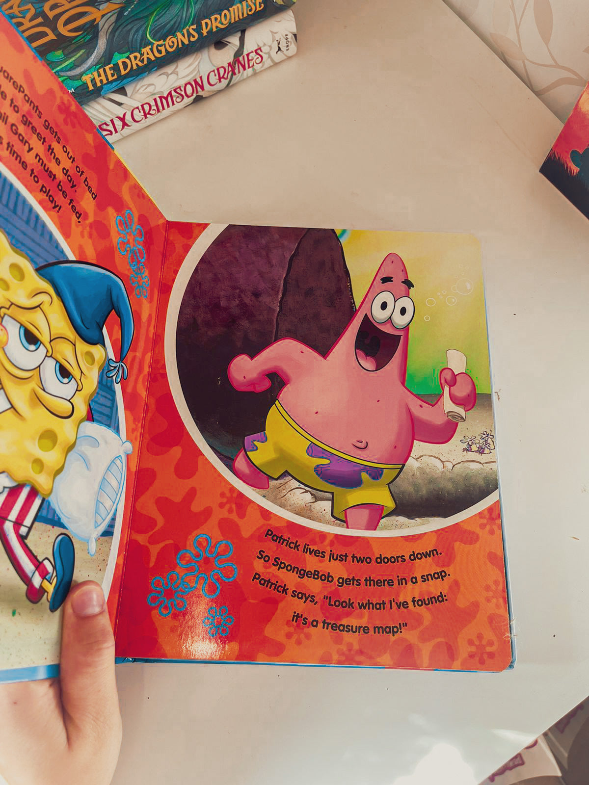 Sponge Pop Book with Toys & Playing Mat