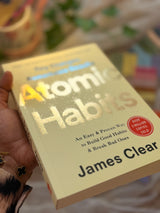 Atomic Habits: An Easy & Proven Way to Build Good Habits & Break Bad Ones