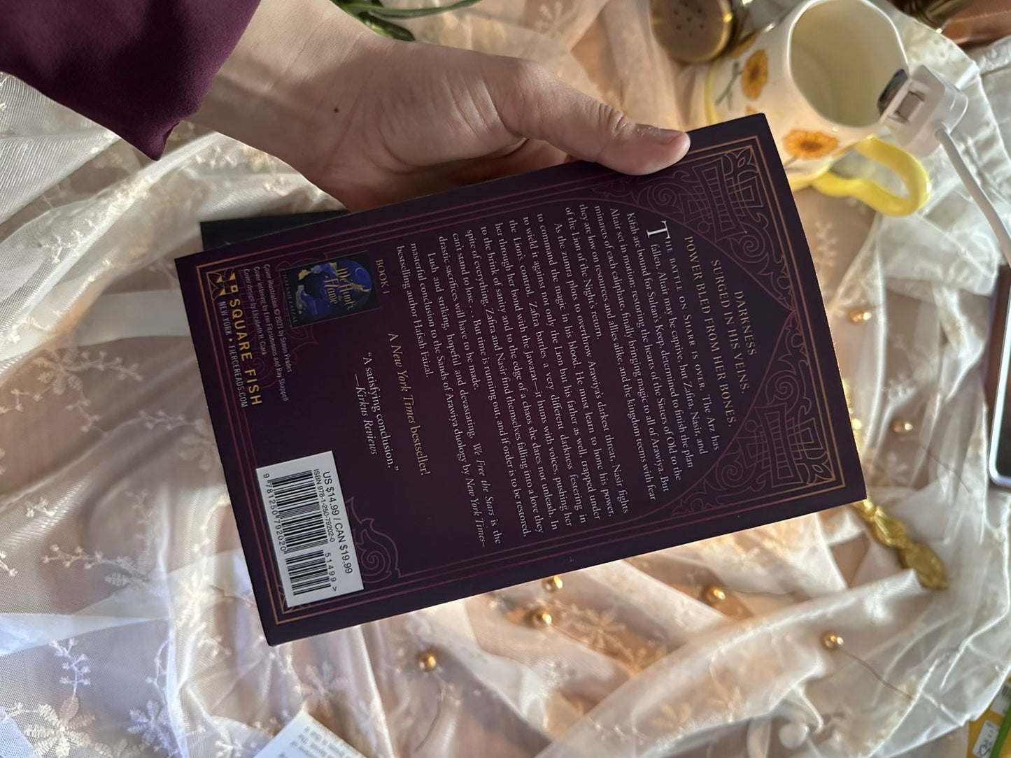 We Free the Stars (Sands of Arawiya, 2) | Hafsah Faizal