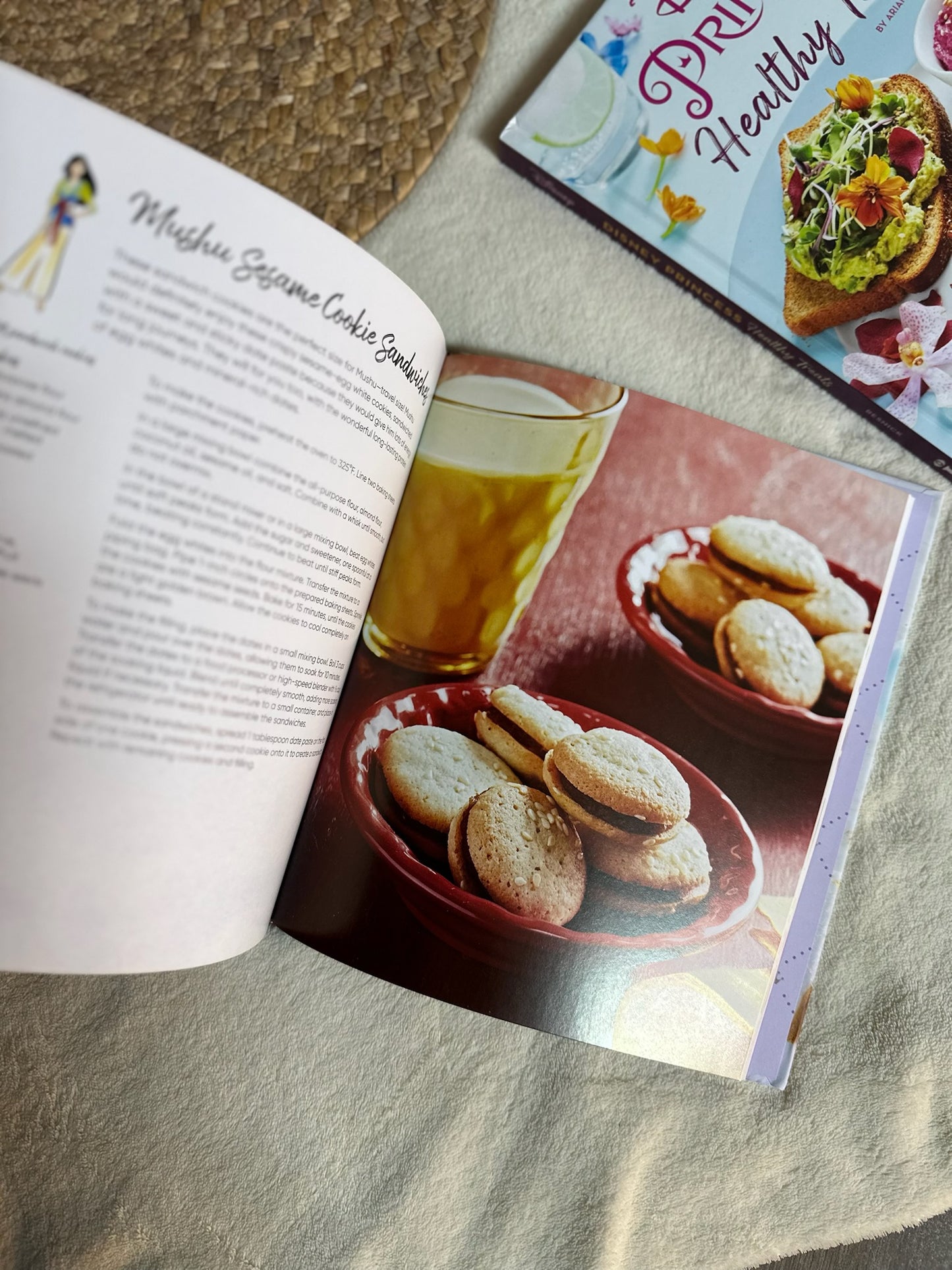 Disney Princess: Healthy Treats Cookbook