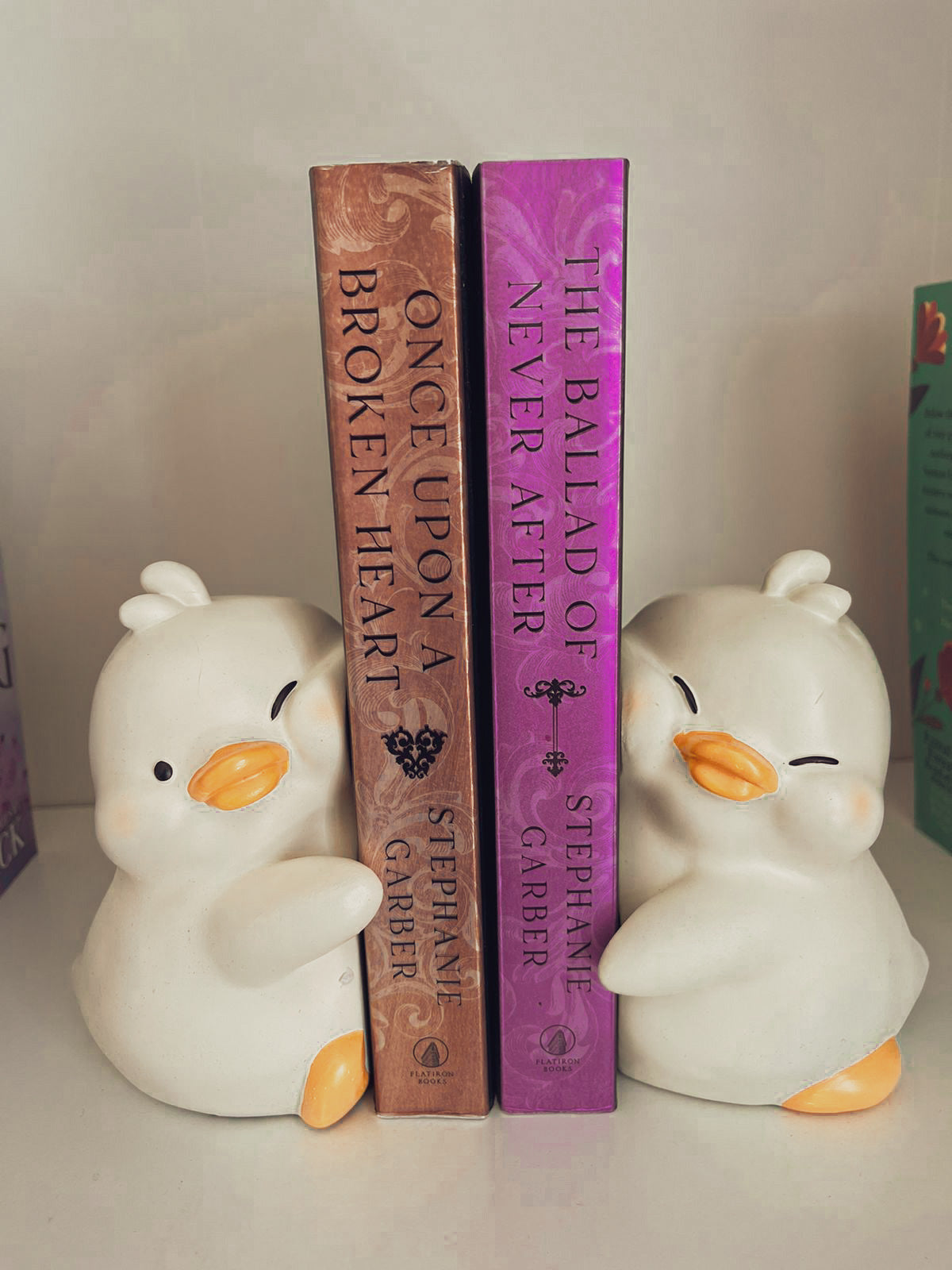 Hug Duck Bookends decor for Books