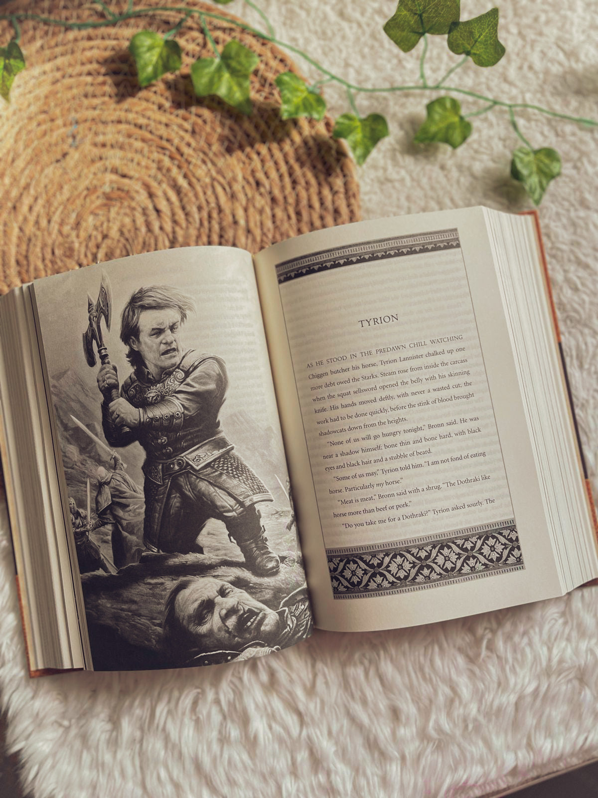 Game of Thrones: The Illustrated Edition (A Song of Ice and Fire Illustrated Edition)