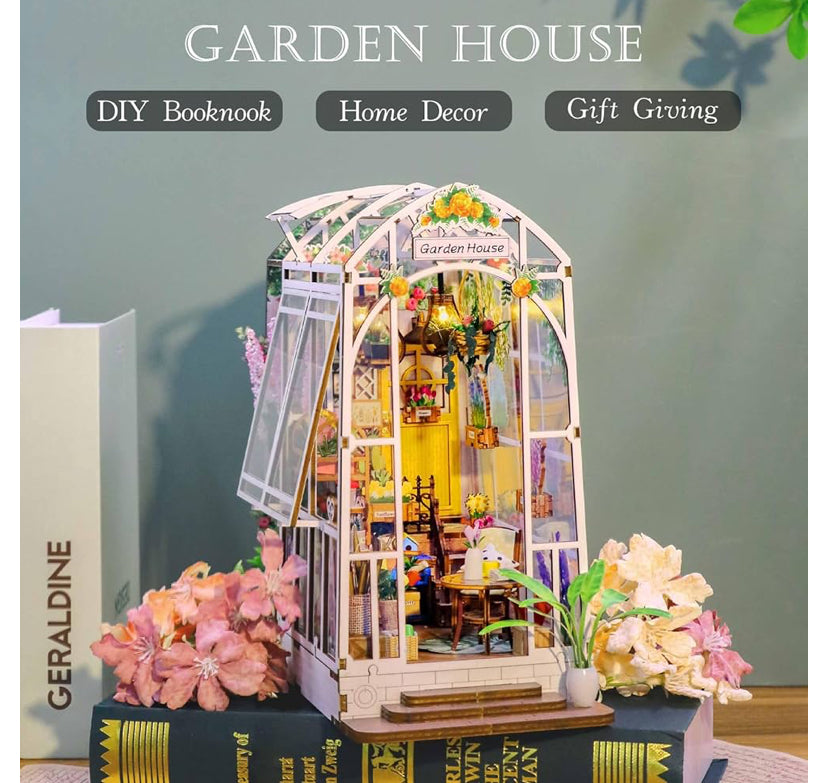 Garden House Booknook