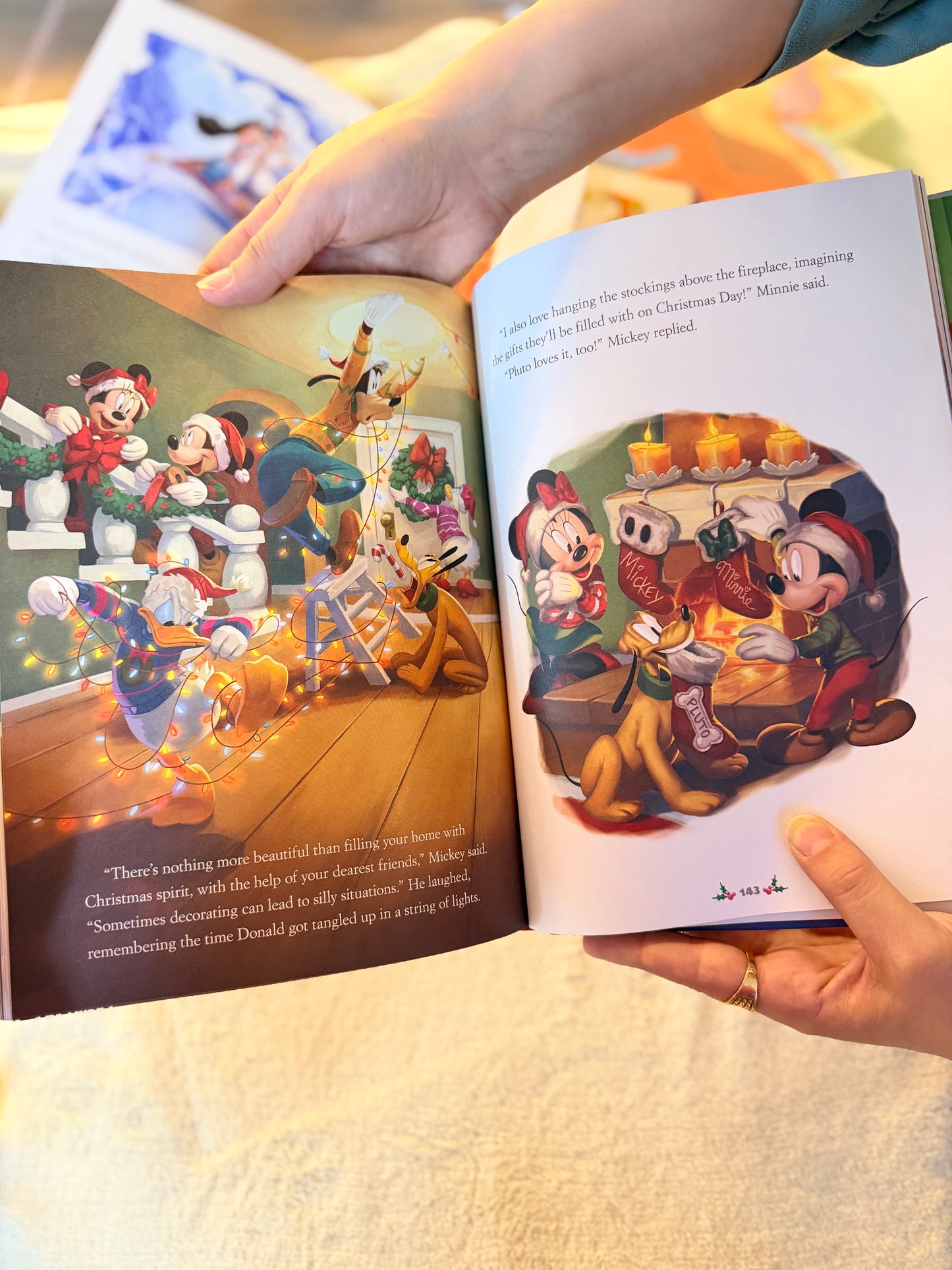 Disney 5-Minute Christmas Stories (Padded Book)