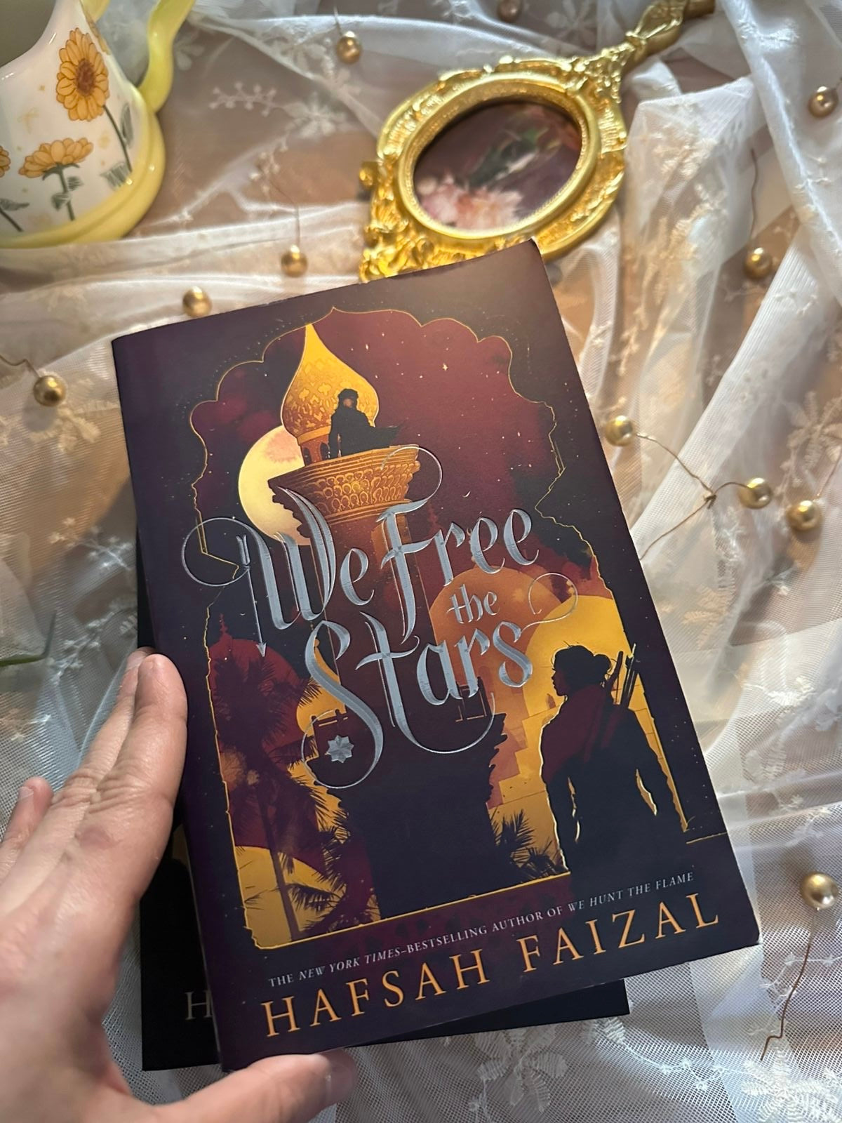 We Free the Stars (Sands of Arawiya, 2) | Hafsah Faizal