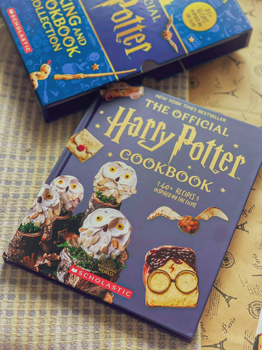 Harry Potter Baking and Cookbook Set, 2 books