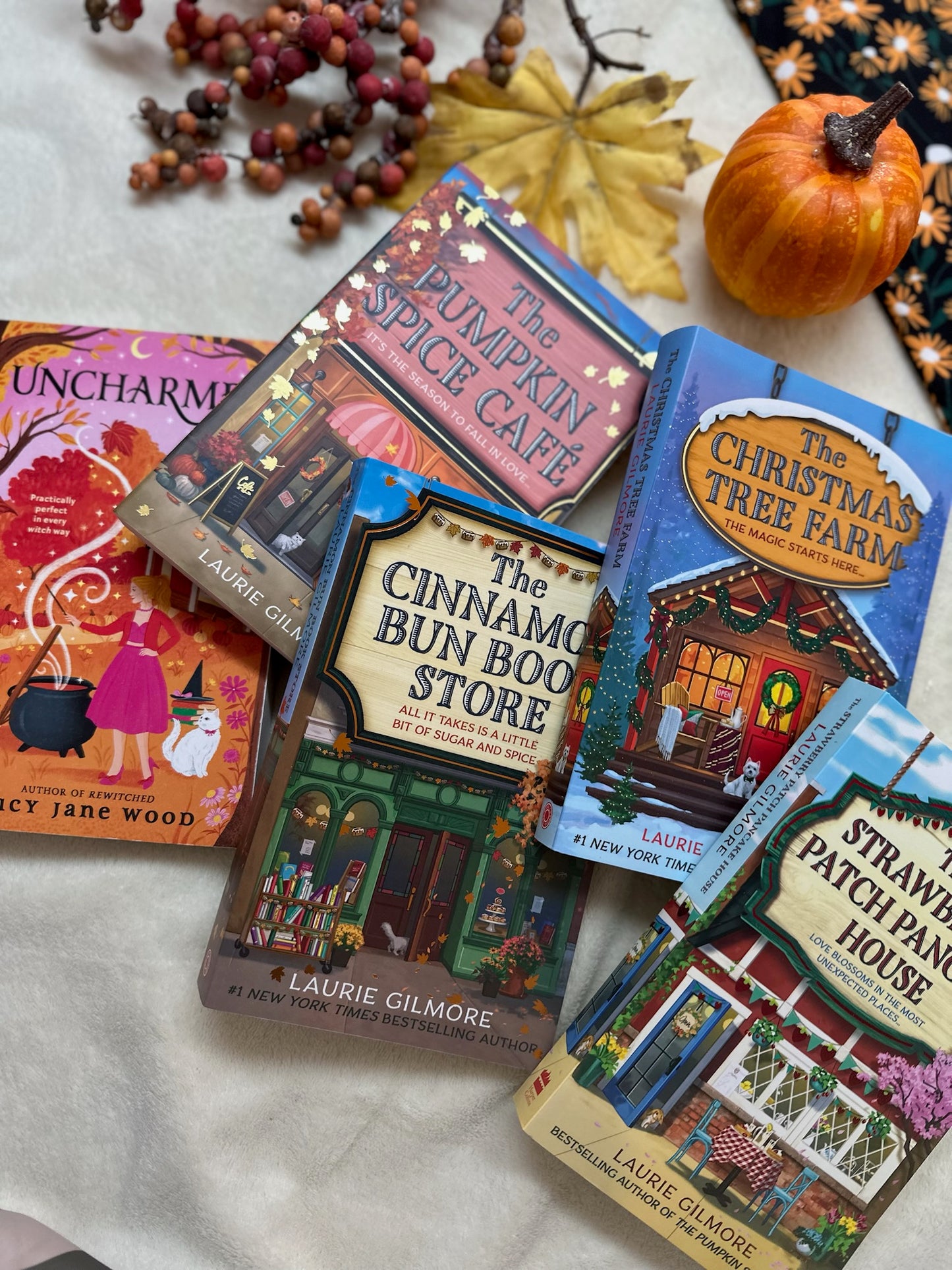 The Cinnamon Bun Book Store | Dream Harbor