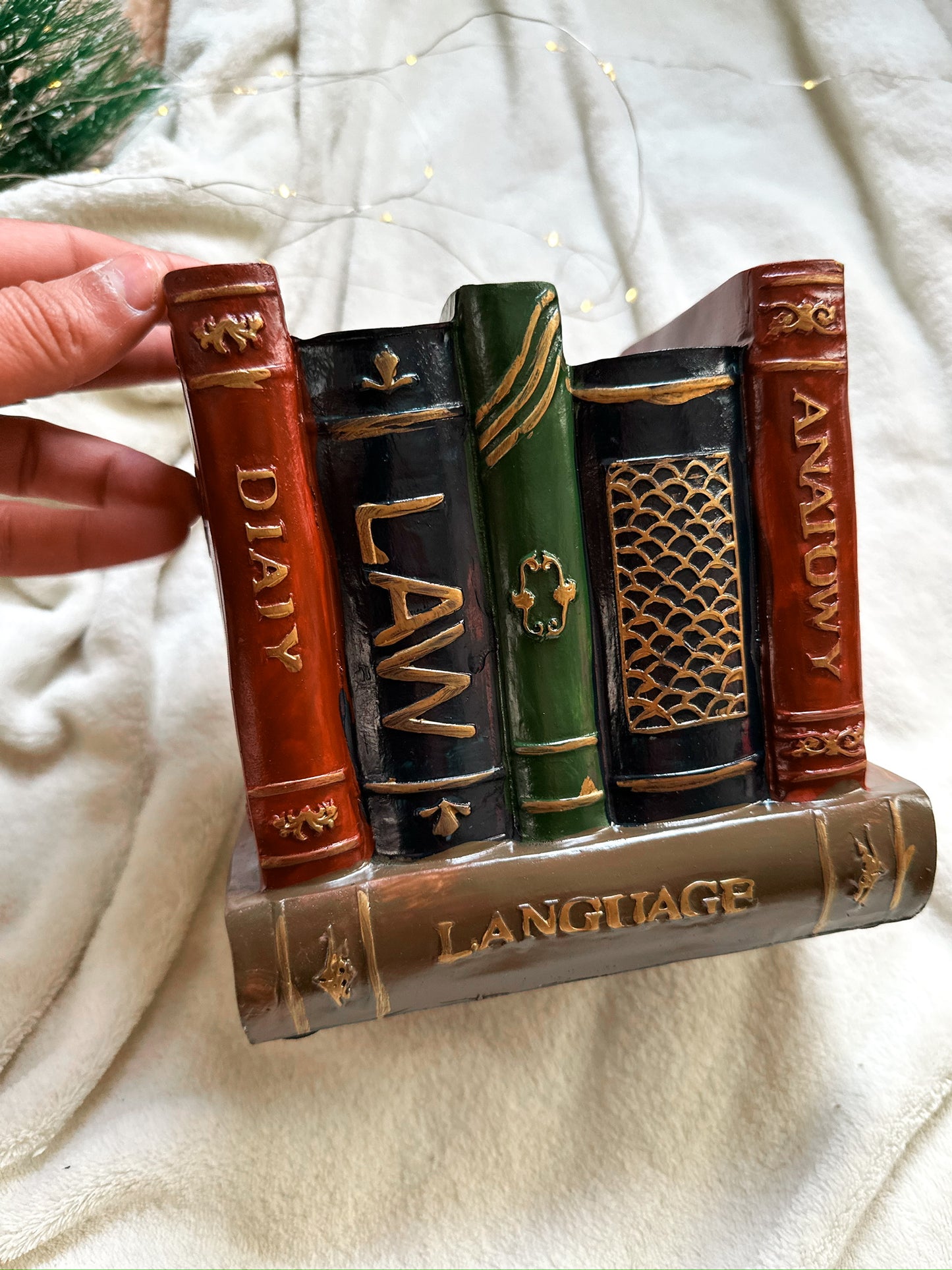 حامل اقلام، الوان للمكتب او منظّم على شكل كتب