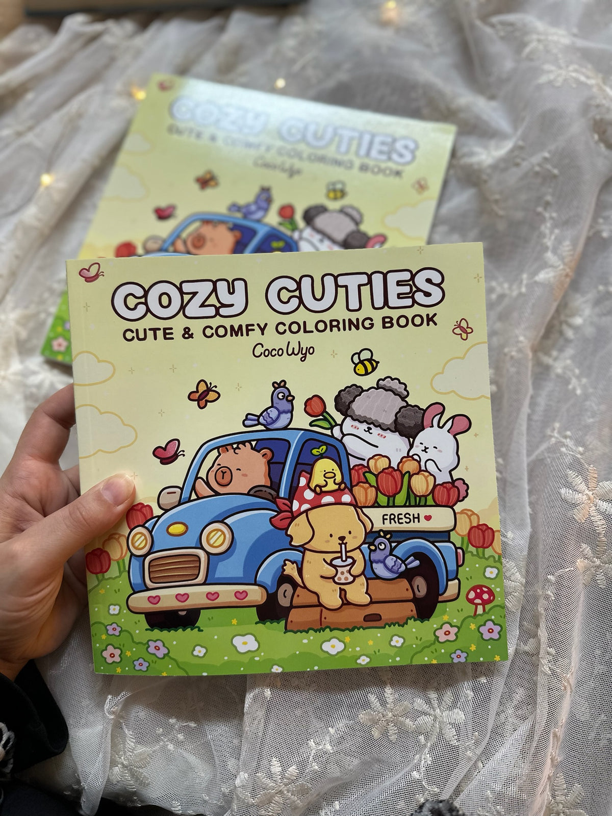 Cozy Cuties: Coloring Book for Adults and Kids (Cozy Spaces Coloring)