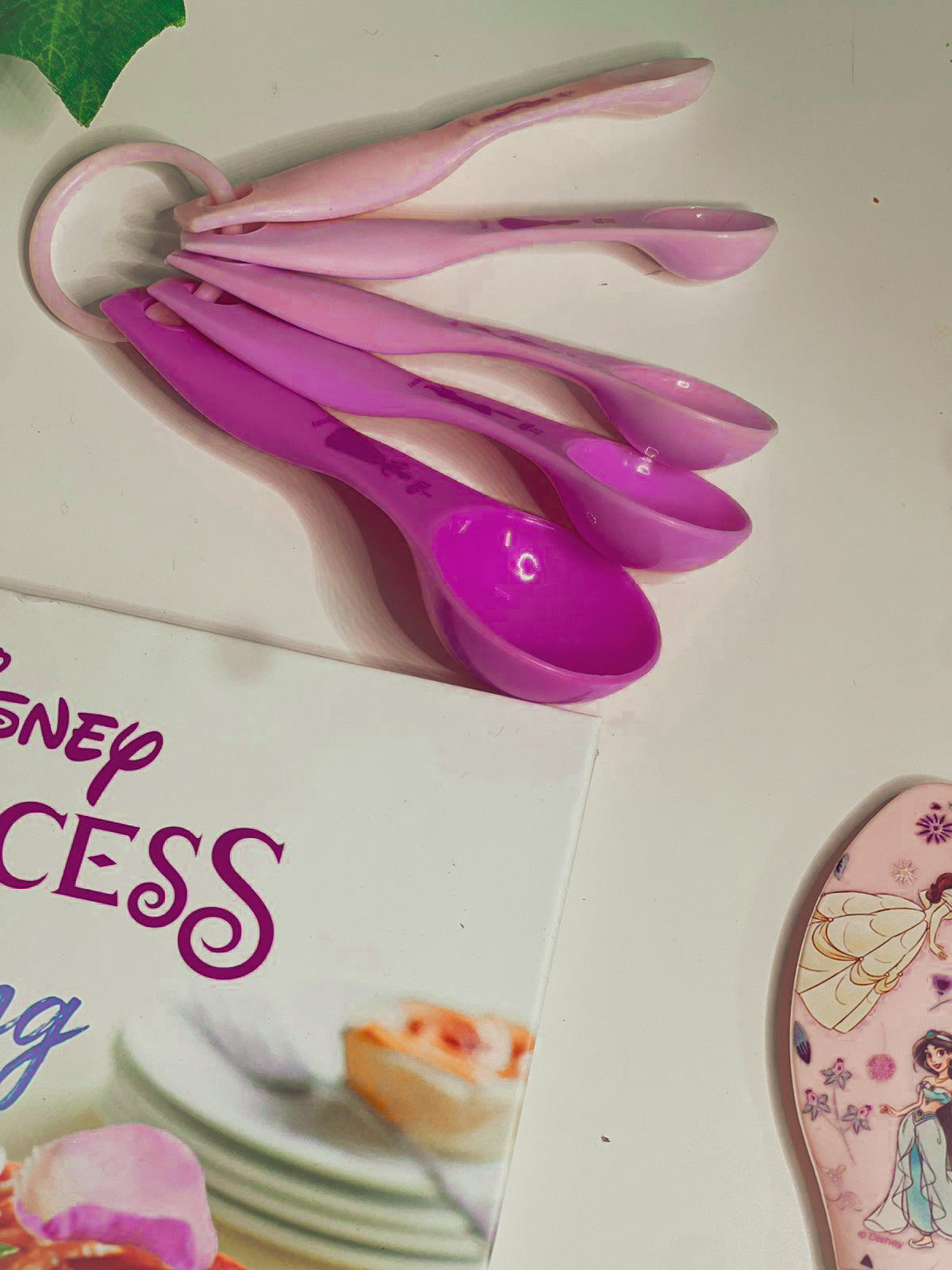 Disney Princess Baking: 60+ Royal Treats