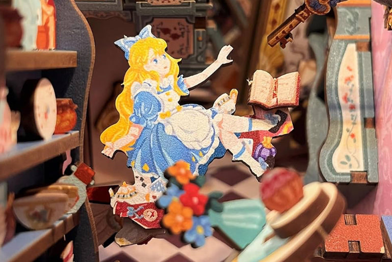 Alice in Wonderland Booknook