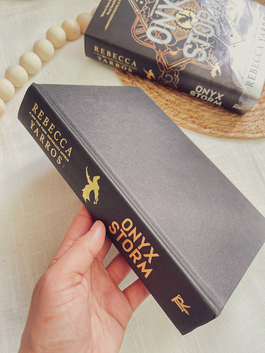 Onyx Storm (Hardcover ) (The Empyrean, 3)