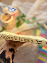 Atomic Habits: An Easy & Proven Way to Build Good Habits & Break Bad Ones