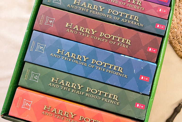 Harry Potter Paperback Box Set (Books 1-7)