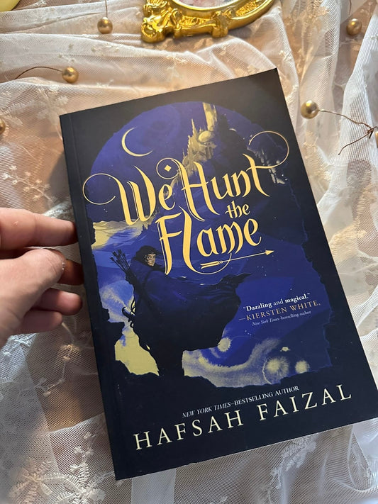 We Hunt the Flame
 (Sands of Arawiya, 1) | Hafsah Faizal