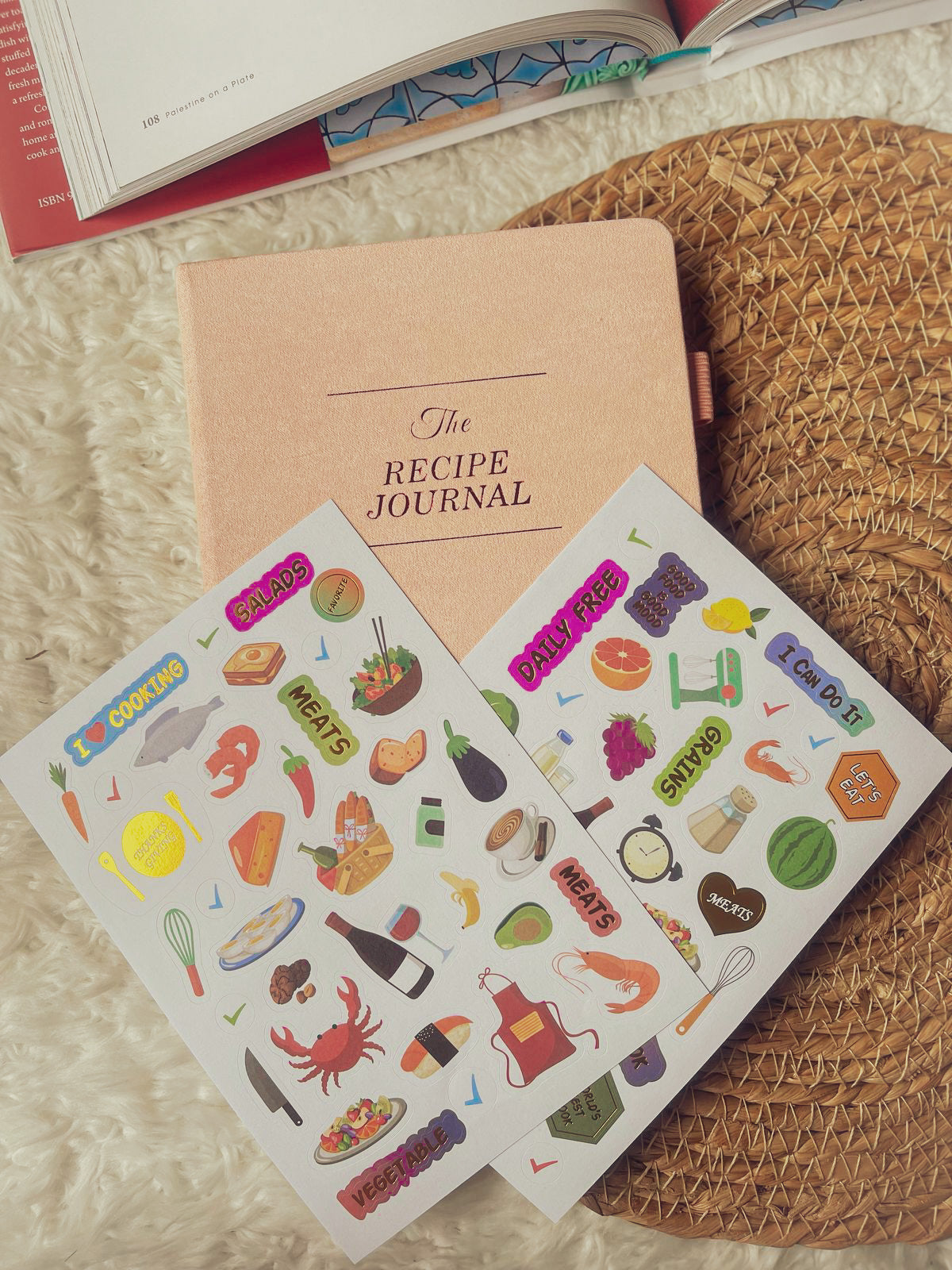Recipe Book to Write in Your Own Recipes A5 (120 recipes)